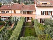 Vendesi villa a schiera a Garda via della Pace