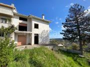 Vendesi villa a schiera a Guardiagrele via Colle Granaro