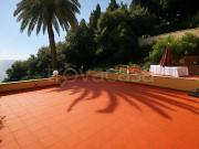 Vendesi villa a schiera a Imperia strada Poggi