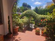 Vendesi villa a schiera a Livorno, Montenero Basso...