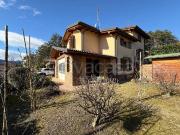 Vendesi villa a schiera a Lizzano in Belvedere via...