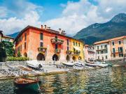Vendesi villa a schiera a Mandello del Lario