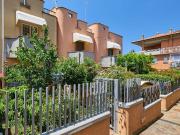 Vendesi villa a schiera a Marino, Santa Maria Delle Mole