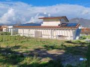 Vendesi villa a schiera a Massa, Marina di Massa Centro