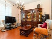 Vendesi villa a schiera a Prato, Iolo