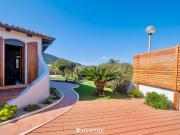 Vendesi villa a schiera a Valledoria via Robert Falcon...