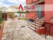 Vendesi villa a schiera ad Anzio via del Cinema, 14,...