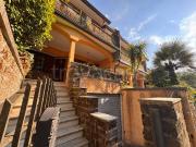 Vendesi villa a schiera ad Avellino