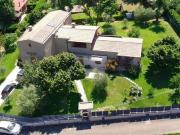 Vendesi villa a Soriano nel Cimino via francesco fanti