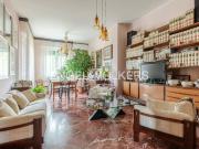 Vendesi villa bifamiliare a Bologna via della Fornace,...