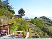 Vendesi villa bifamiliare a Bordighera via Conca Verde, 88