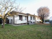 Vendesi villa bifamiliare a Cantù via California, 25