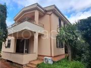 Vendesi villa bifamiliare a Carini via Bernardo Mattarella