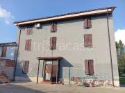 Vendesi villa bifamiliare a Casalmaggiore via Galileo...