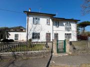 Vendesi villa bifamiliare a Copparo