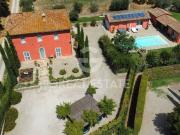 Vendesi villa bifamiliare a Cortona via Bivio Riccio