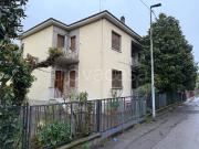 Vendesi villa bifamiliare a Formigine