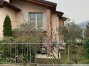 Vendesi villa bifamiliare a Isola Vicentina