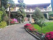 Vendesi villa bifamiliare a Ivrea