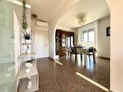 Vendesi villa bifamiliare a Jesi via San Marcello, San...