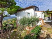 Vendesi villa bifamiliare a Livorno, Valle Benedetta