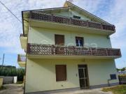 Vendesi villa bifamiliare a Martinsicuro via Roma, 6