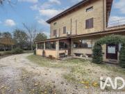 Vendesi villa bifamiliare a Montecosaro