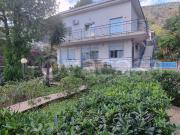 Vendesi villa bifamiliare a Palermo via Anteo, 7, Partanna