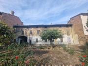 Vendesi villa bifamiliare a Sale via Mentana, 22