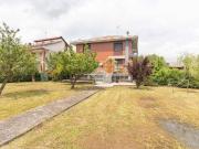 Vendesi villa bifamiliare a San Francesco al Campo via...
