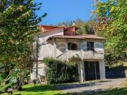 Vendesi villa bifamiliare a Santa Lucia, Barberino di...