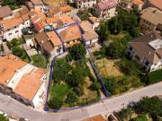 Vendesi villa bifamiliare a Santa Lucia, Fiamignano