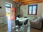 Vendesi villa bifamiliare a Terracina, Borgo Hermada