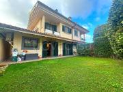 Vendesi villa bifamiliare ad Albano Laziale via delle Mole