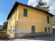 Vendesi villa bifamiliare ad Almenno San Bartolomeo via...
