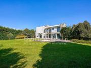 Vendesi villa singola a Besana in Brianza via Roletto