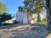 Vendesi villa singola a Bevagna