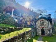 Vendesi villa singola a Cannobio