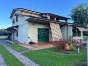 Vendesi villa singola a Capannori, Lammari Lunata