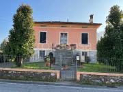 Vendesi villa singola a Capannori via del Marginone, 84,...