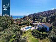 Vendesi villa singola a Capoliveri
