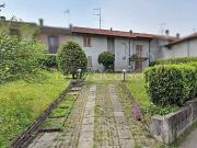 Vendesi villa singola a Castelletto sopra Ticino via Trieste