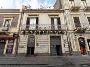 Vendesi villa singola a Catania via Francesco Crispi,...