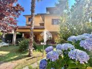 Vendesi villa singola a Cervinara via Casino Bizzarro, 104