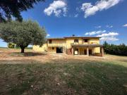 Vendesi villa singola a Collesecco, Montecastrilli