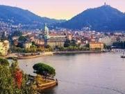 Vendesi villa singola a Como