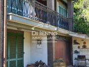 Vendesi villa singola a Fara in Sabina via del...