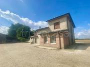 Vendesi villa singola a Ferrara, Pontegradella