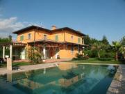 Vendesi villa singola a Forte dei Marmi via f. Donati