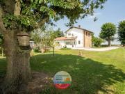 Vendesi villa singola a Jolanda di Savoia